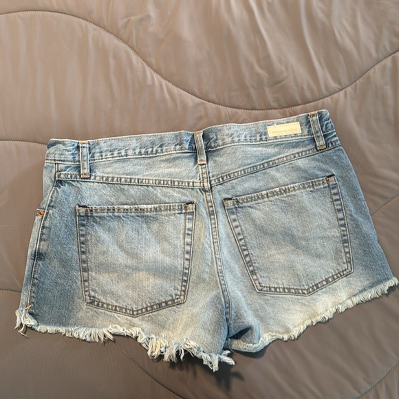Abercrombie denim shorts. Size 30/2. - Picture 2 of 4